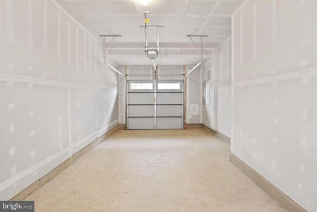 Building Photo - 1626 Bandit Loop