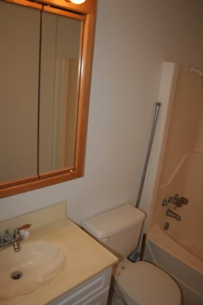 Building Photo - 3777 Sedgefield Dr