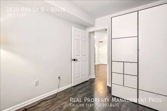 Building Photo - 3830 9th St N