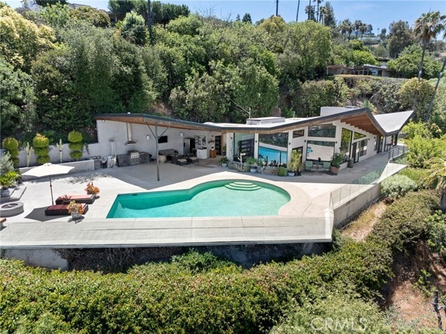 Building Photo - 3655 Glenridge Dr