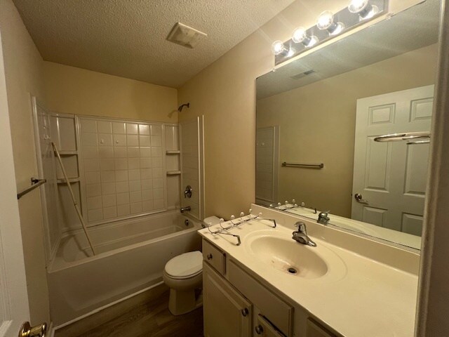 Building Photo - 4800 Mystic Oak Dr