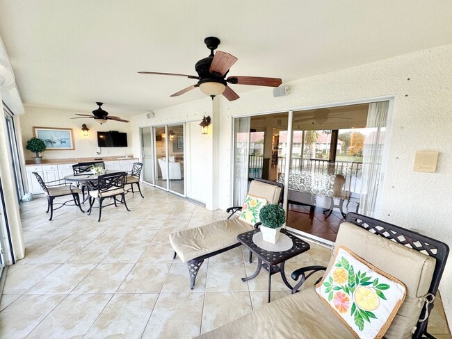 Building Photo - ** FALLING WATERS ** 2 BED / 2 BATH - COND...