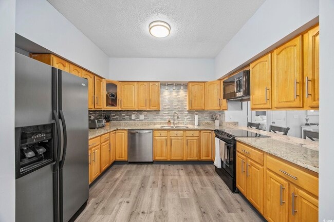 Building Photo - 9580 Maison Ct