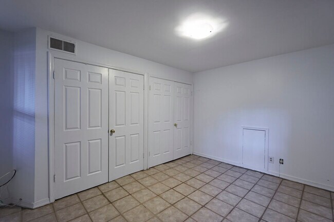 Building Photo - 936 P St NW