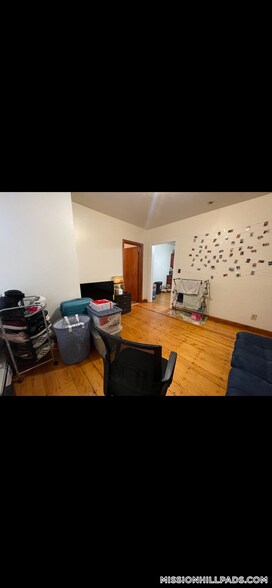 Building Photo - 1582 Tremont St