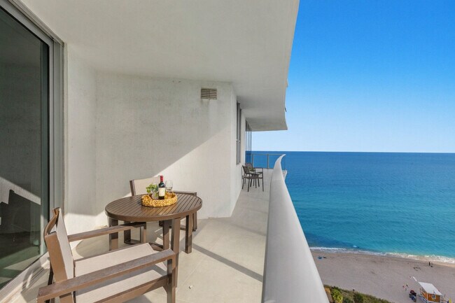 Building Photo - 4111 S Ocean Dr