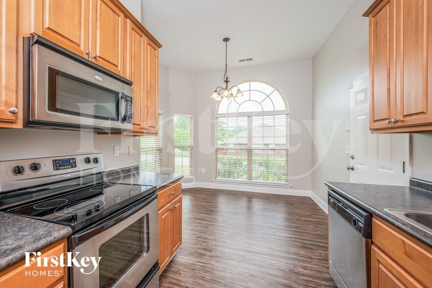 Building Photo - 281 Crisfield Cir