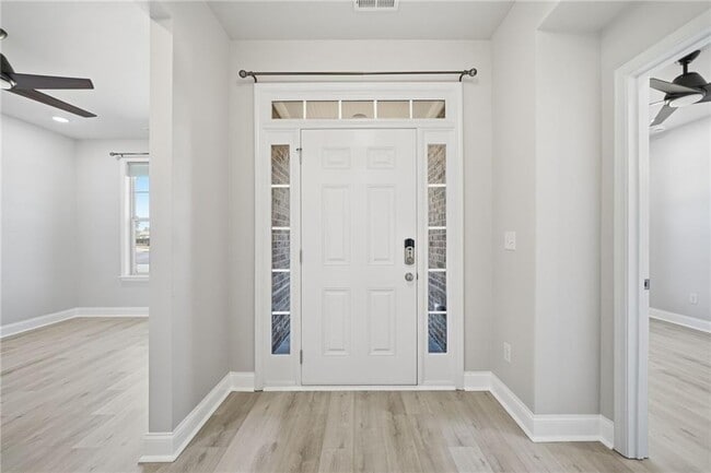 Building Photo - 7040 Ansley Pk Wy