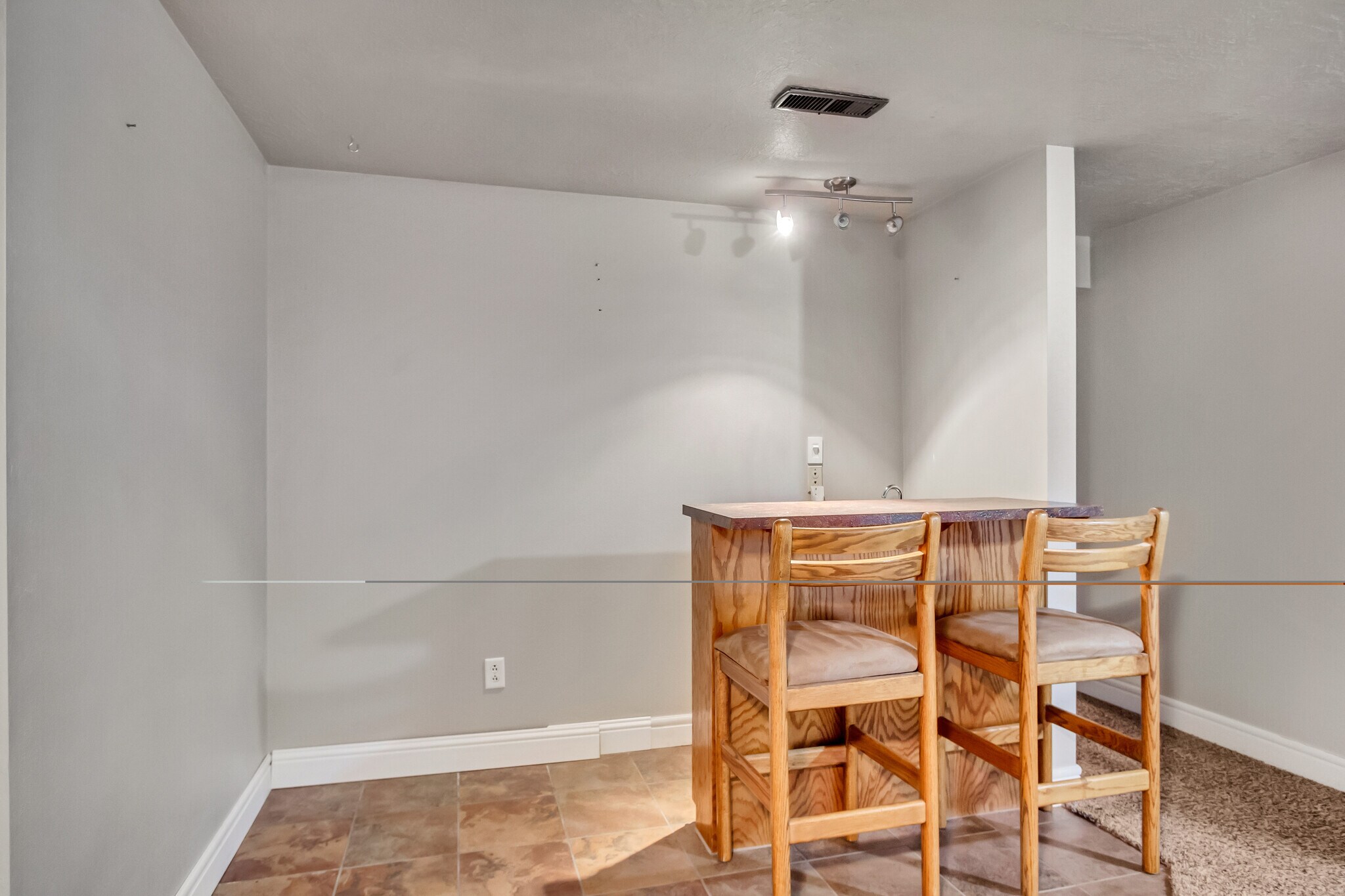 Building Photo - 1310 E 1990 S