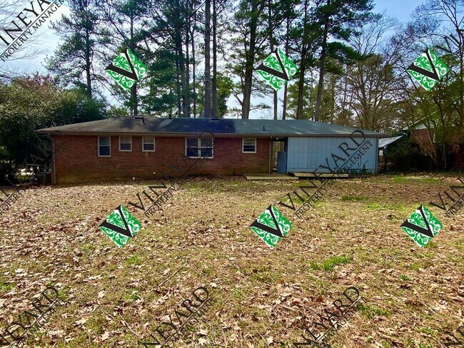 Building Photo - 687 Bounty Dr
