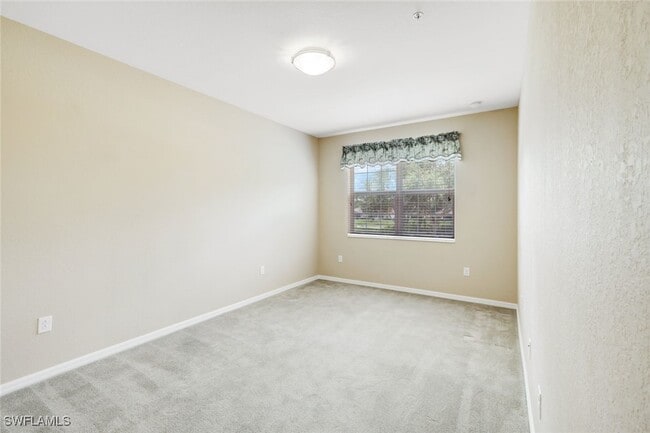 Building Photo - 10240 Cobble Notch Loop