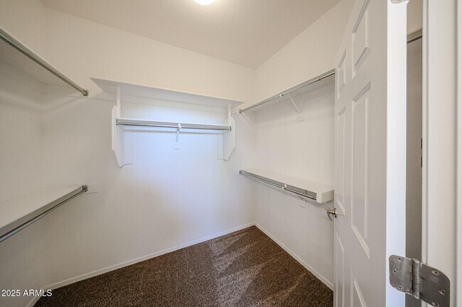 Building Photo - 43337 N Heavenly Way