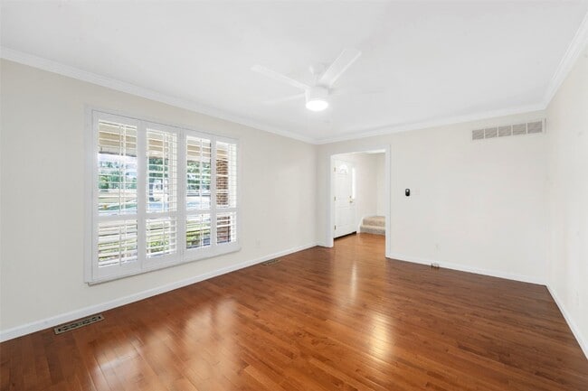 Building Photo - 791 Foxwick Dr