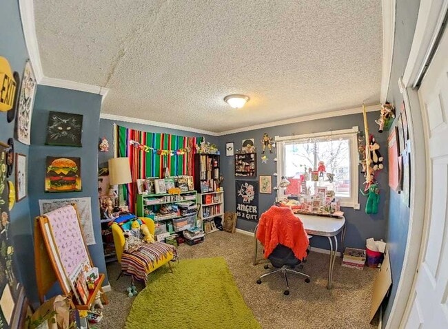 Building Photo - Fenced-in Yard + Finished Basement + Bonus Room/Office! Available July 3rd!