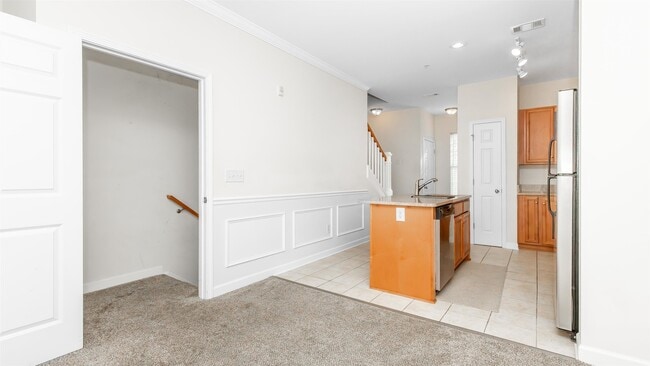 Building Photo - 2954 Yancey Way