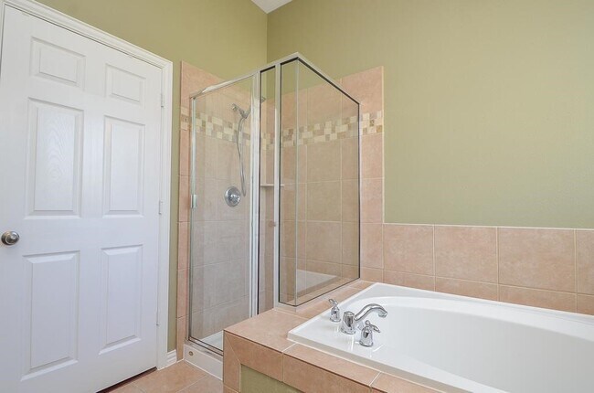 Building Photo - 7114 Cornflower Ln