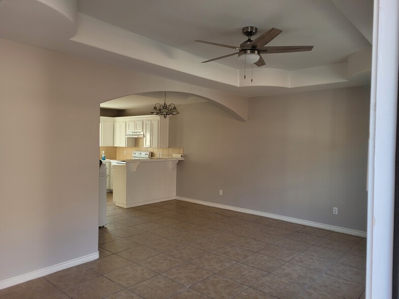 Building Photo - 3607 W Faith Hill St