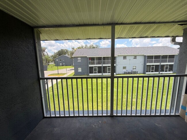 Building Photo - 4160 Pershing Pointe Pl