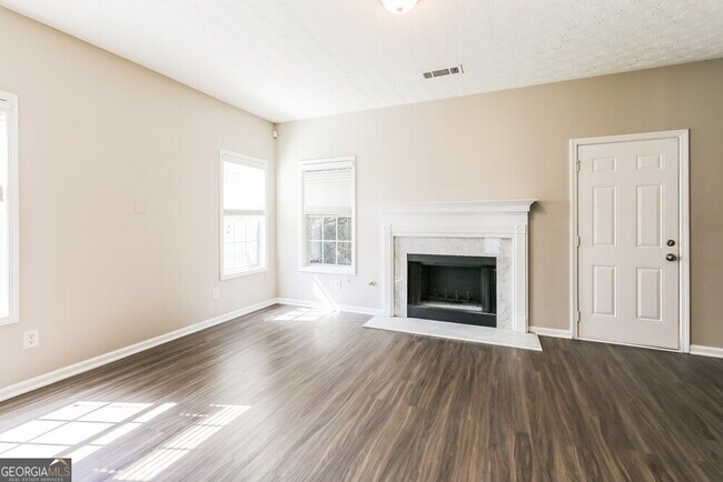 Building Photo - 2415 Crestwicke Crossing Ct