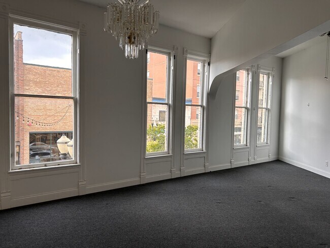 Building Photo - 59 S Grove Ave