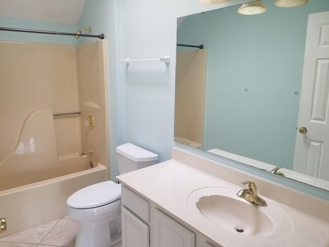 Building Photo - 521 Parish Blvd