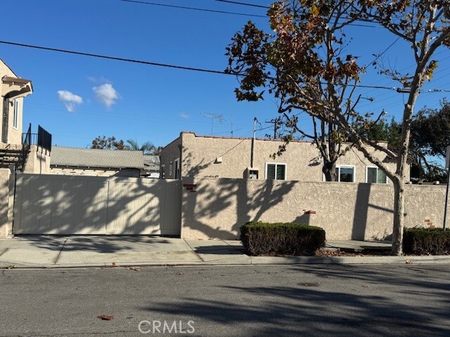 Building Photo - 24627 Cypress St
