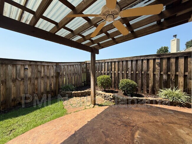 Building Photo - 134 Canterbury Dr