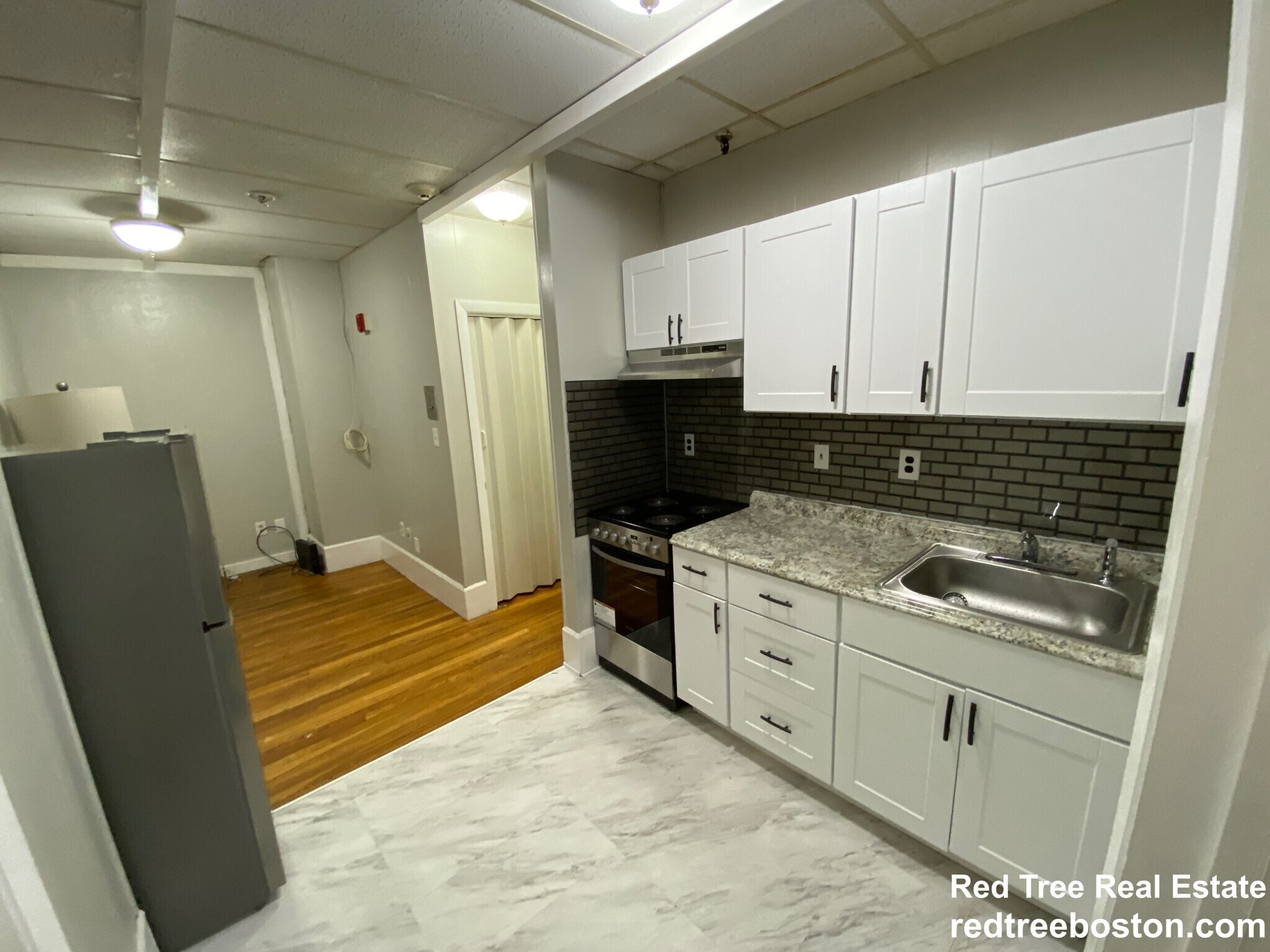 Apt 12 - 873 Beacon St
