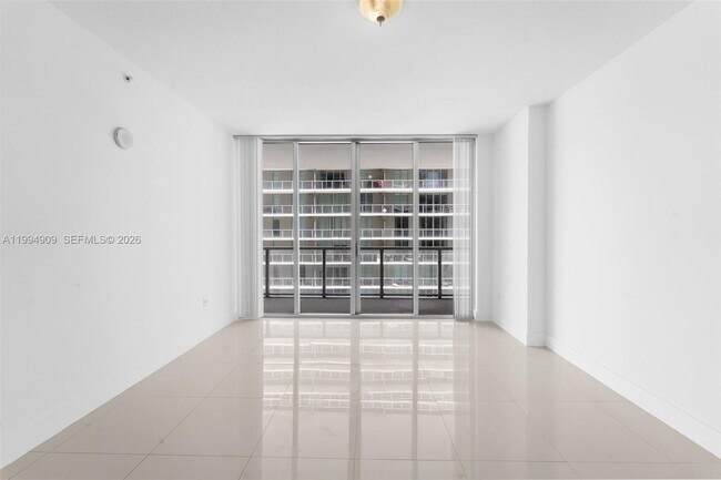 Building Photo - 79 SW 12th St