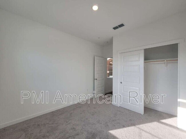 Building Photo - 9013 Allegretto Wy