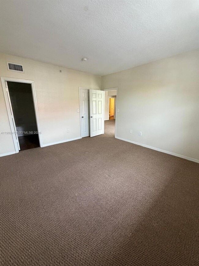 Building Photo - 200 SW 117th Terrace