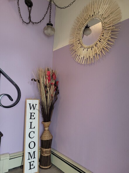 Building Photo - 1920 State St