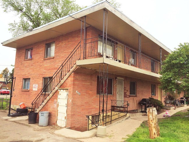 Building Photo - 5220 W 5th Ave