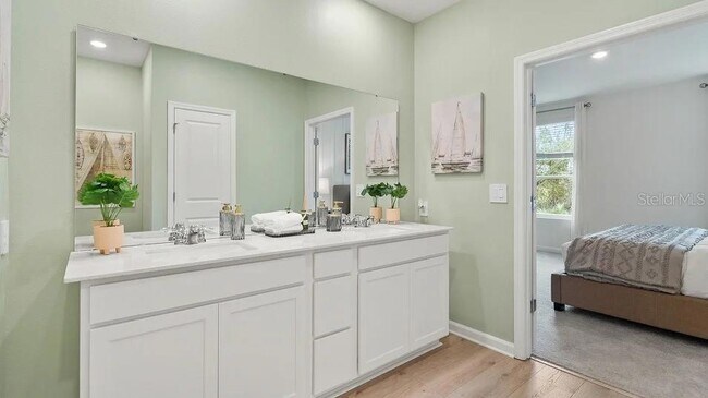 Building Photo - 5075 Loggia Ln