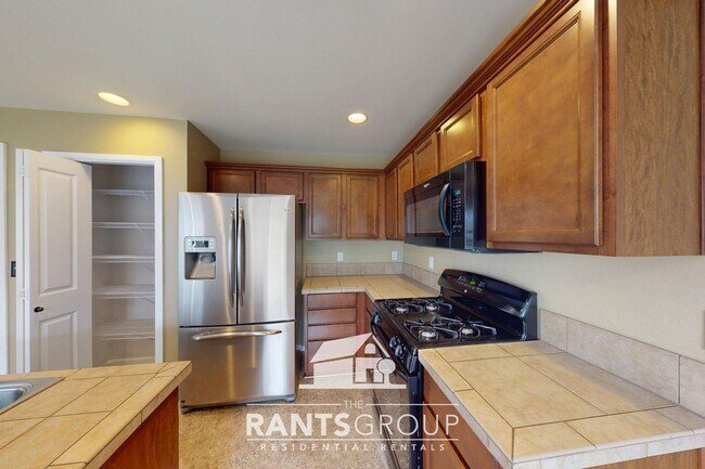 Building Photo - Spacious 4-Bedroom, 2.5-Bath Home with Open Layout in Lacey!