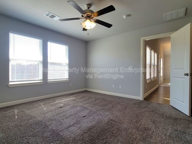 Building Photo - 18641 Cantar Dr