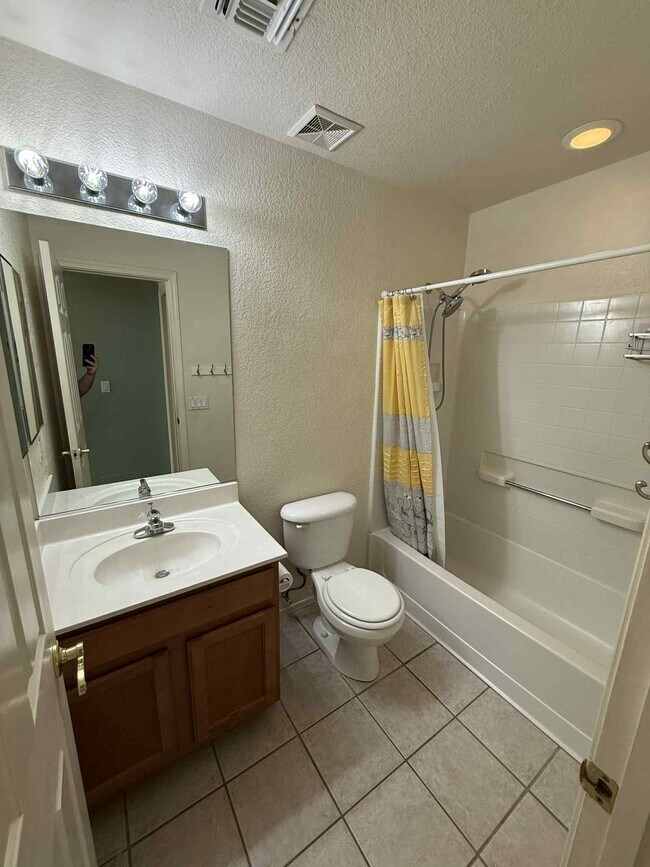 Building Photo - 13735 E Shadow Pines Ln