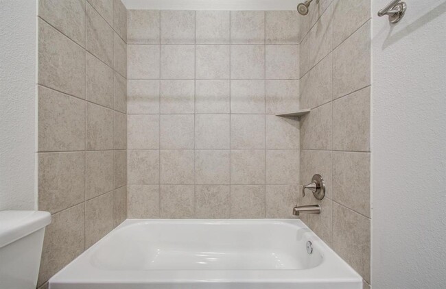 Building Photo - 1741 Cove Cres Ct