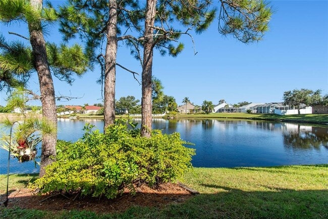 Building Photo - 571 Shoreham Ct NE