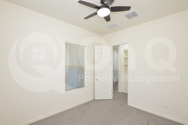 Building Photo - 1150 S Jay St