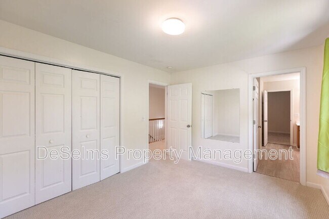 Building Photo - 1405 S Glenleigh Ct