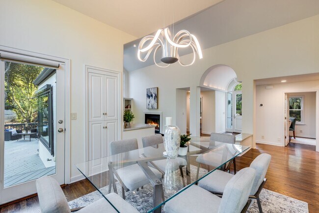 Building Photo - Available Soon!
