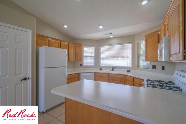 Building Photo - Pet Friendly Santa Clara Home, 6 Month Lease Only