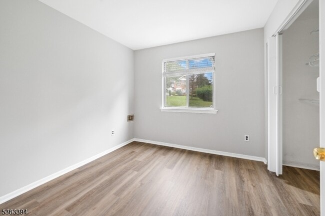 Building Photo - 111 Aimwick Ct