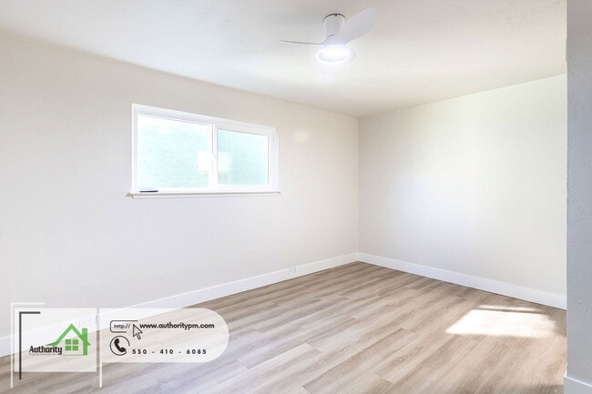 Building Photo - 1427 Orange Ave