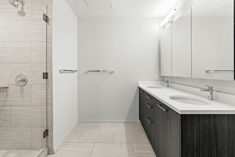 Building Photo - 34 E Huron St