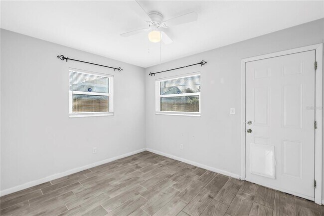 Building Photo - 5026 3rd Ave S