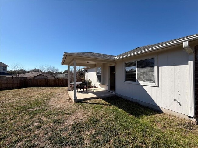 Building Photo - 917 Elderberry Tea Cove