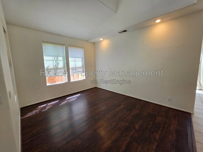 Building Photo - 2525 Villamonte Ct