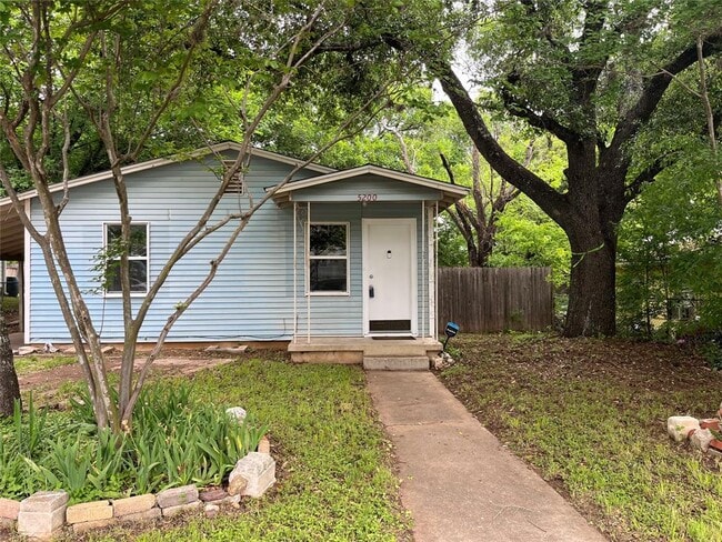 Primary Photo - 5200 Star Light Terrace